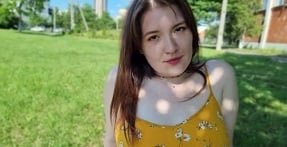 O irmão mais novo fode sua esposa e sua esposa