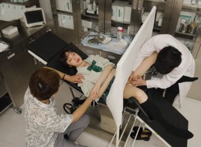 Hot Spot para jovens adultos relaxarem na primavera quente com o proprietário sensual