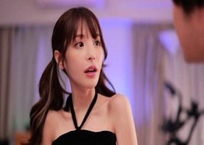 Kana Momonogi prefere a atividade sexual